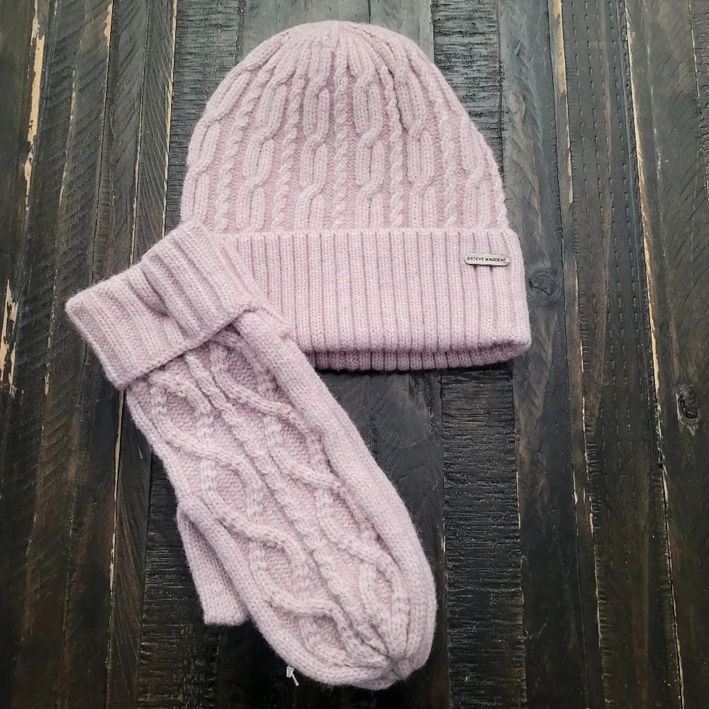 Steve Madden Knitted Beanie Glove Set Womens One Size